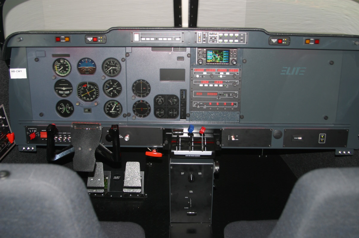 Standard Cockpit
